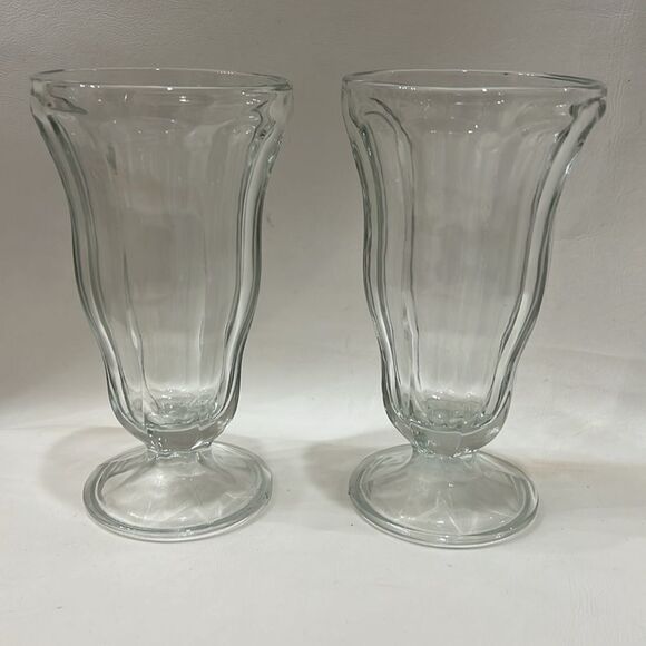 Elegant Clear Glass Ice Cream Sundae Cups 12 Oz Each Set Of 2 Dessert Appetizer - Picture 4 of 6